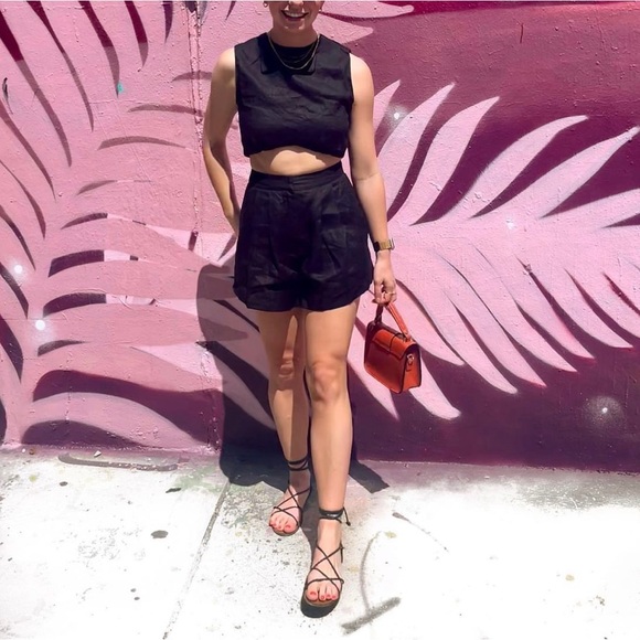 Dissh linen shorts - Picture 2 of 3